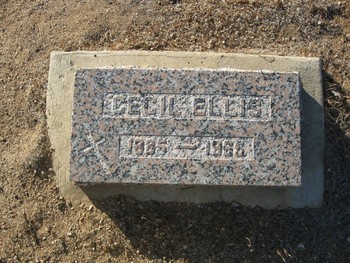 Ellis,   Ruby Cecil gravesite