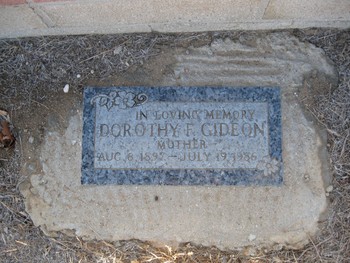 Gideon,   Dorothy Frances gravesite
